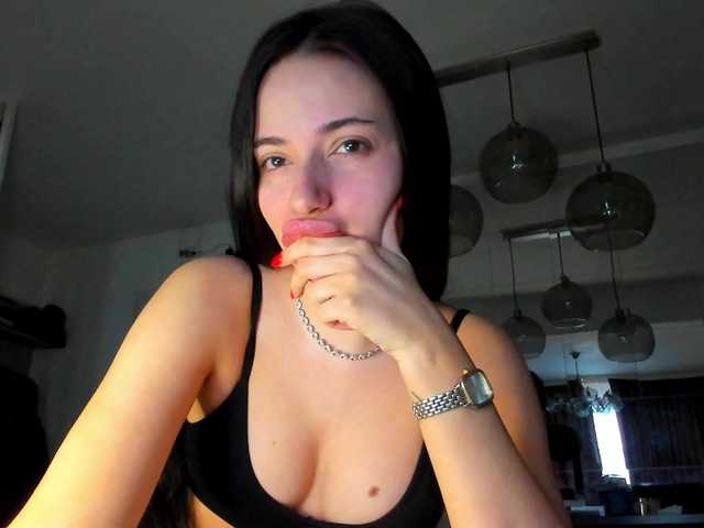 ireneVON's BongaCams show and profile