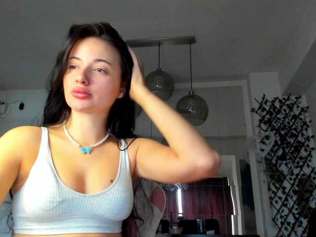 ireneVON's BongaCams show and profile