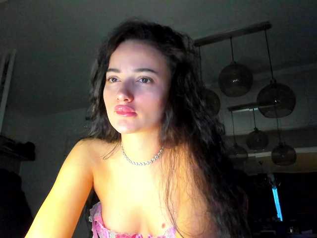 ireneVON's BongaCams show and profile