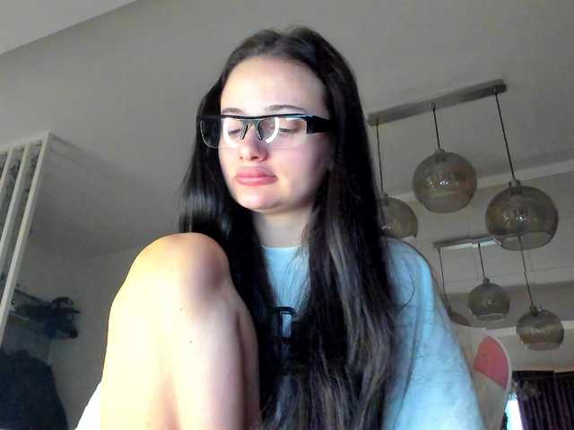 ireneVON's BongaCams show and profile