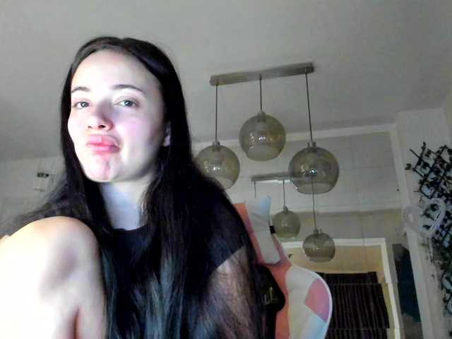 ireneVON's BongaCams show and profile