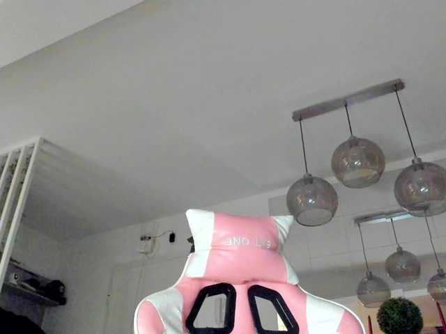 ireneVON's BongaCams show and profile