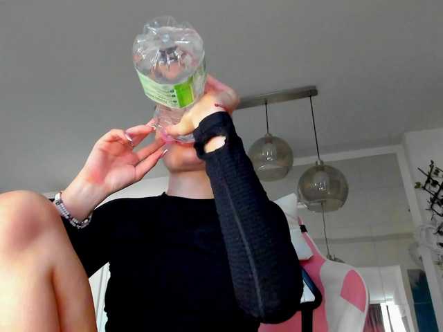 ireneVON's BongaCams show and profile