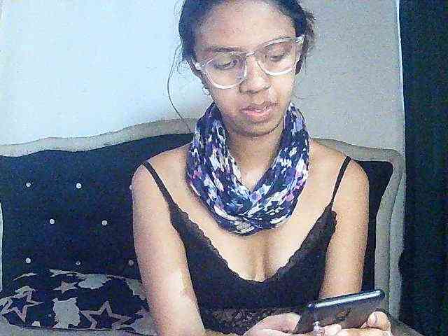 Michou_Caren webcam