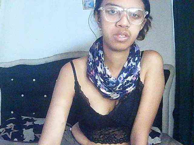 Michou_Caren webcam