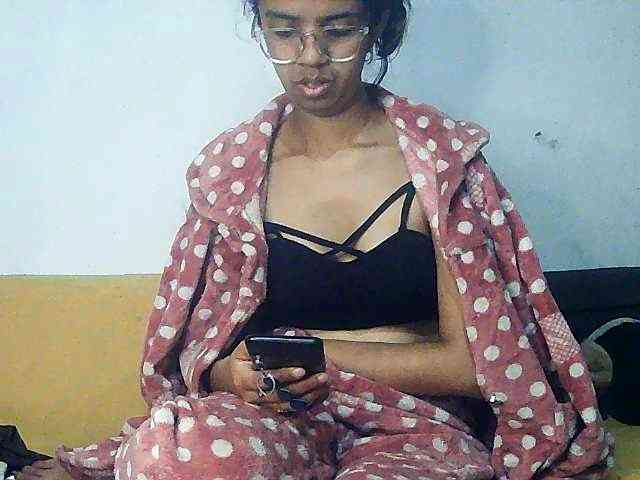 Michou_Caren webcam