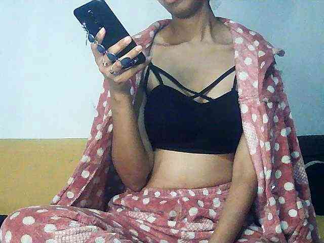 Michou_Caren webcam