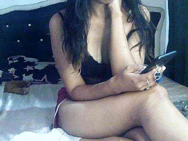 Michou_Caren webcam