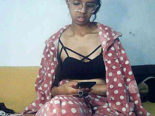 Michou_Caren webcam