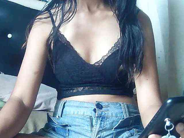 Michou_Caren webcam