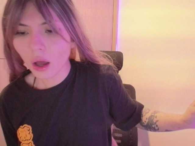 hanystoned webcam bongacams model stream image