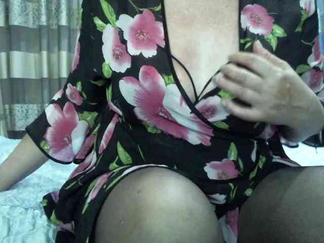 Yagodka-mmm webcam