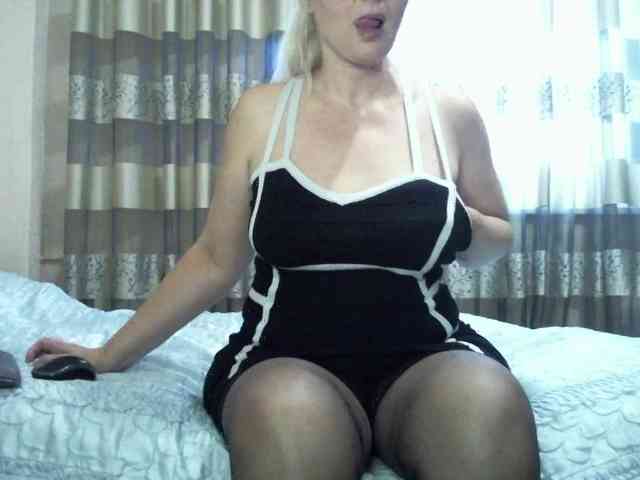 Yagodka-mmm webcam