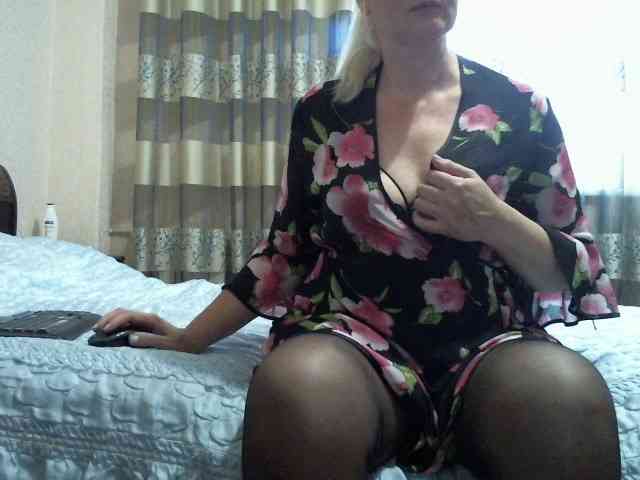 free chatting online Yagodka-mmm