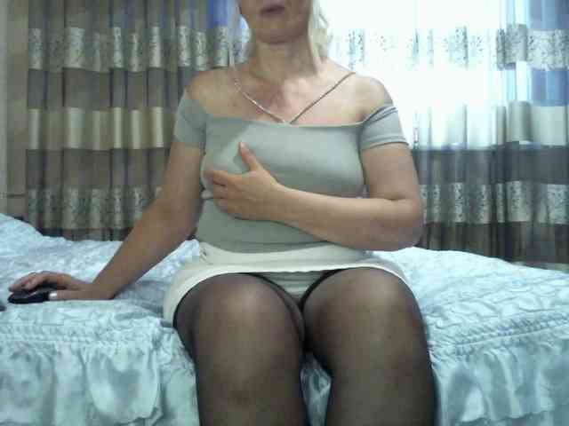 Yagodka-mmm webcam