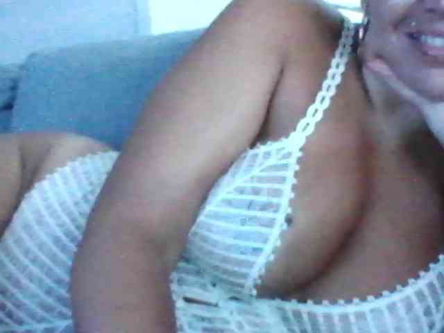 Lindafrancaise webcam