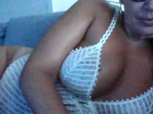 Lindafrancaise webcam