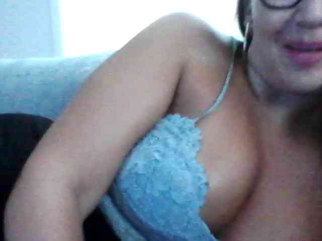 Lindafrancaise webcam