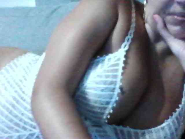 Lindafrancaise webcam