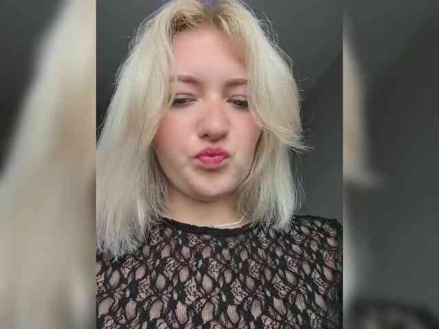 Shaved White, Shaved Babes, Gr Live Adult Video Chat – 24/7 XXX Cams | GodfatherXXX