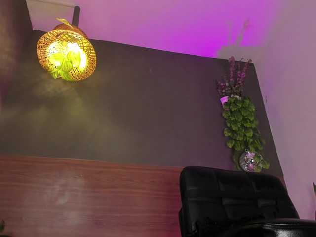 GinebraFox's BongaCams show and profile