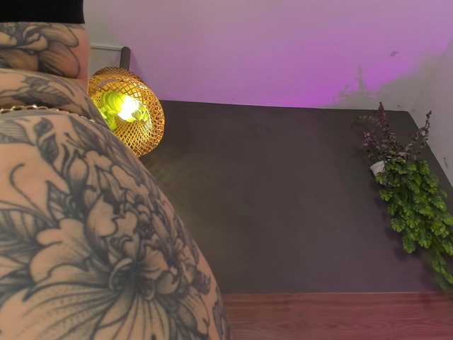 GinebraFox's BongaCams show and profile