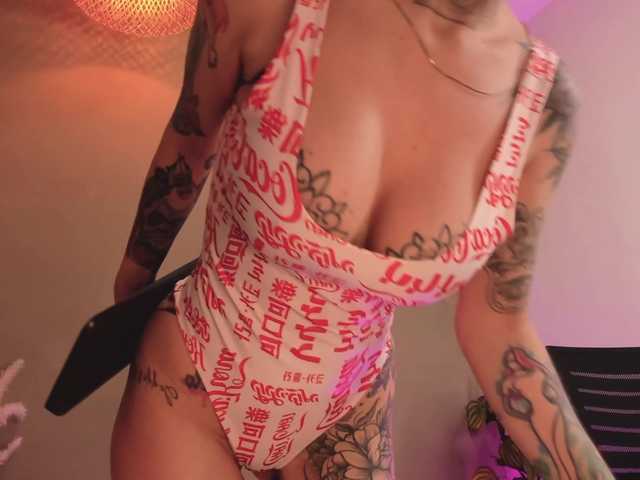 GinebraFox's BongaCams show and profile