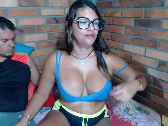 LiaandRocco webcam