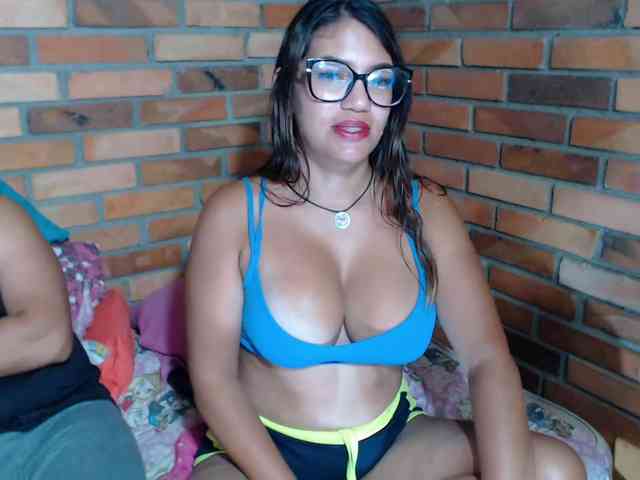 LiaandRocco webcam