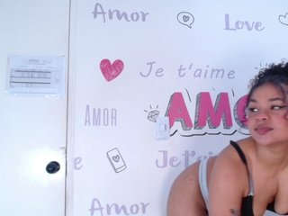 KittyBrooke Porn Show