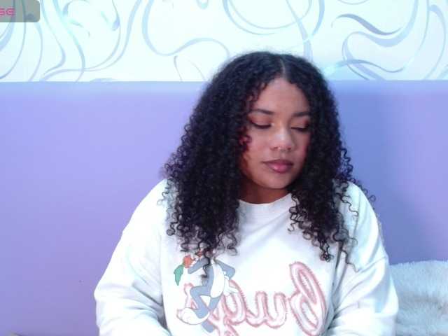 KittyBrooke webcam bongacams model stream image