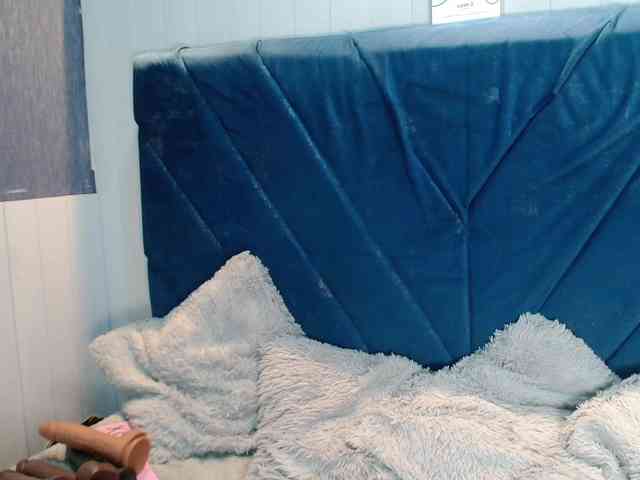 KittyBrooke webcam