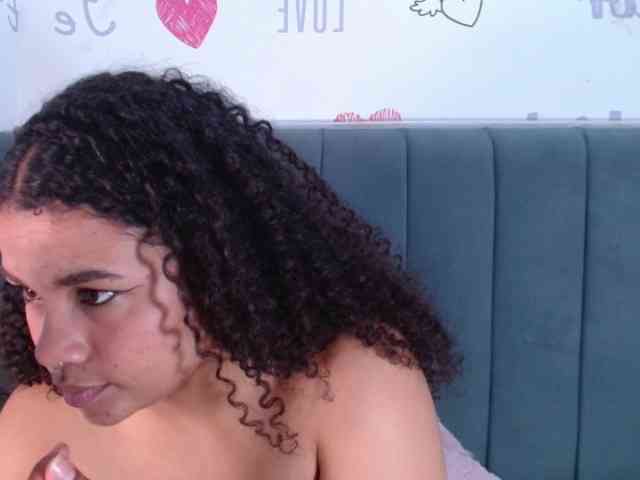 KittyBrooke webcam