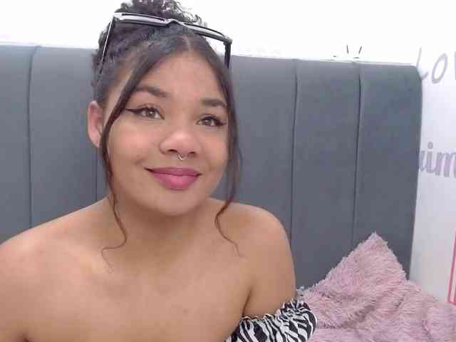 KittyBrooke webcam