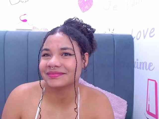 KittyBrooke webcam