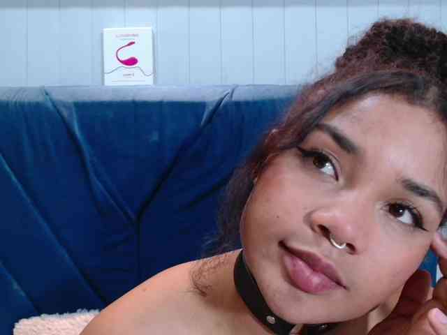 KittyBrooke webcam