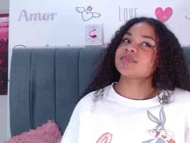 KittyBrooke webcam