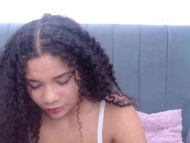 KittyBrooke webcam