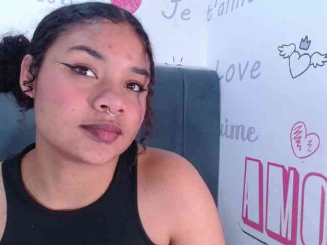 KittyBrooke webcam