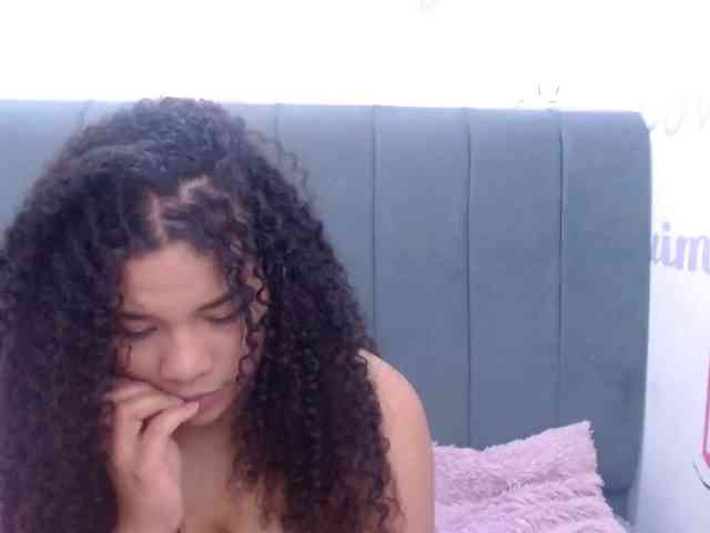KittyBrooke webcam