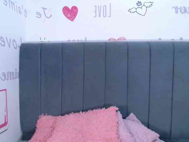KittyBrooke webcam