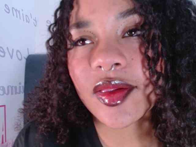 KittyBrooke webcam