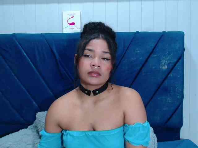 KittyBrooke webcam