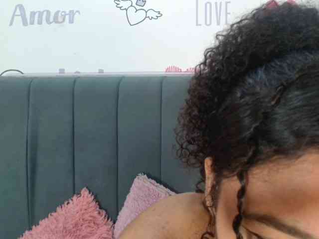 KittyBrooke webcam
