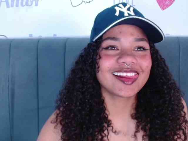 KittyBrooke webcam
