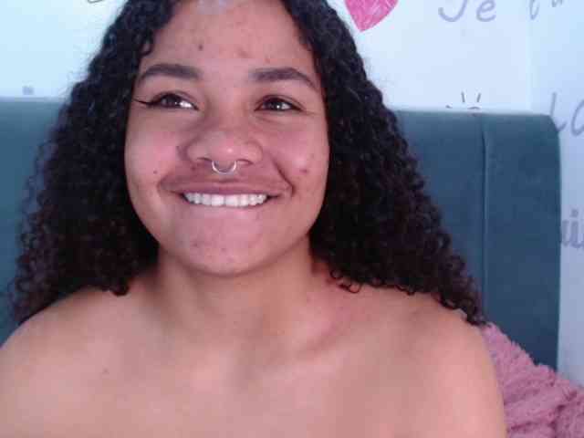 KittyBrooke webcam