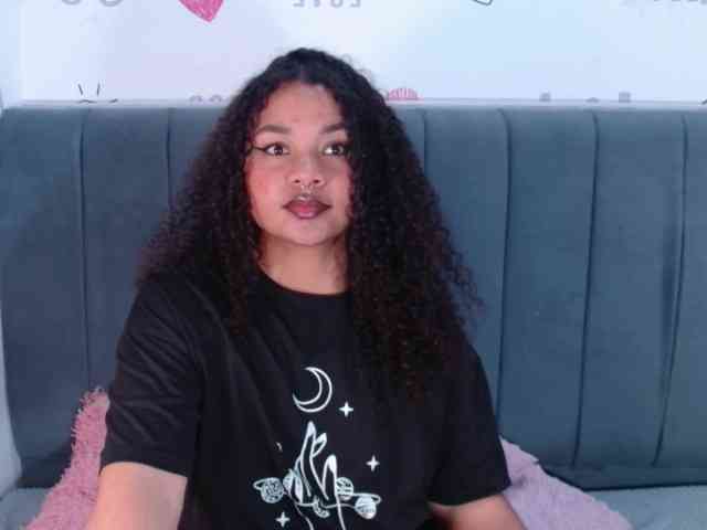 KittyBrooke webcam