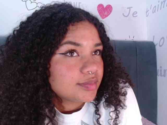 KittyBrooke webcam