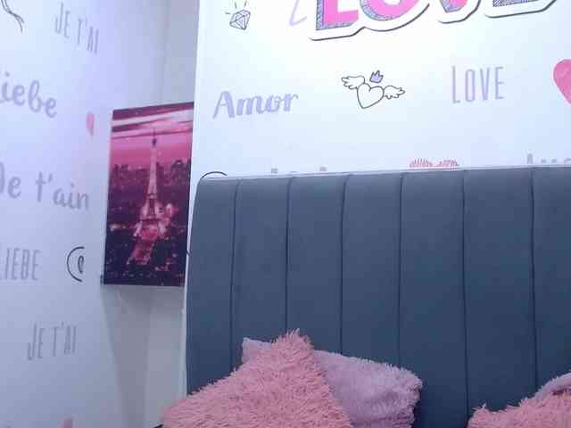 KittyBrooke webcam
