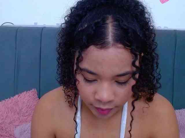 KittyBrooke webcam